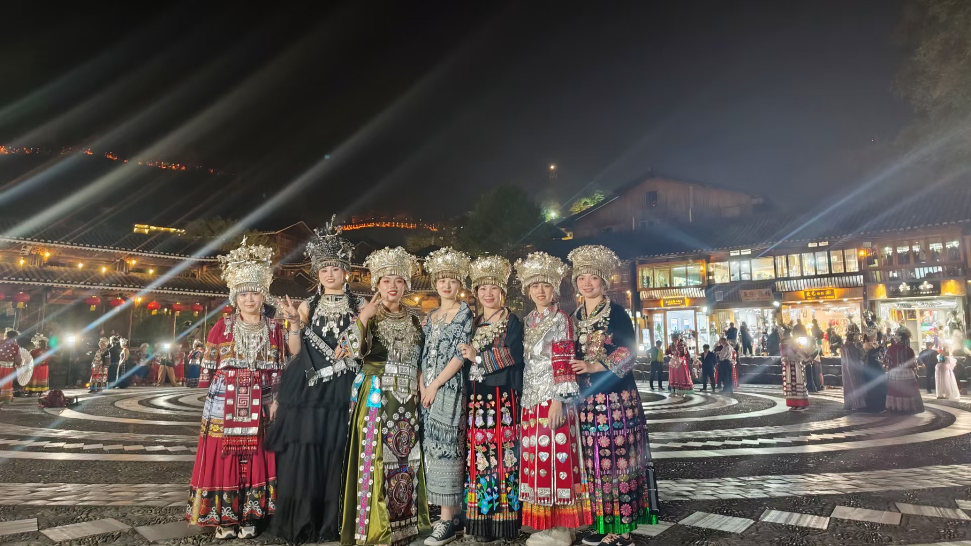 九游会市场部【一起拼 一定赢】贵州旅游记