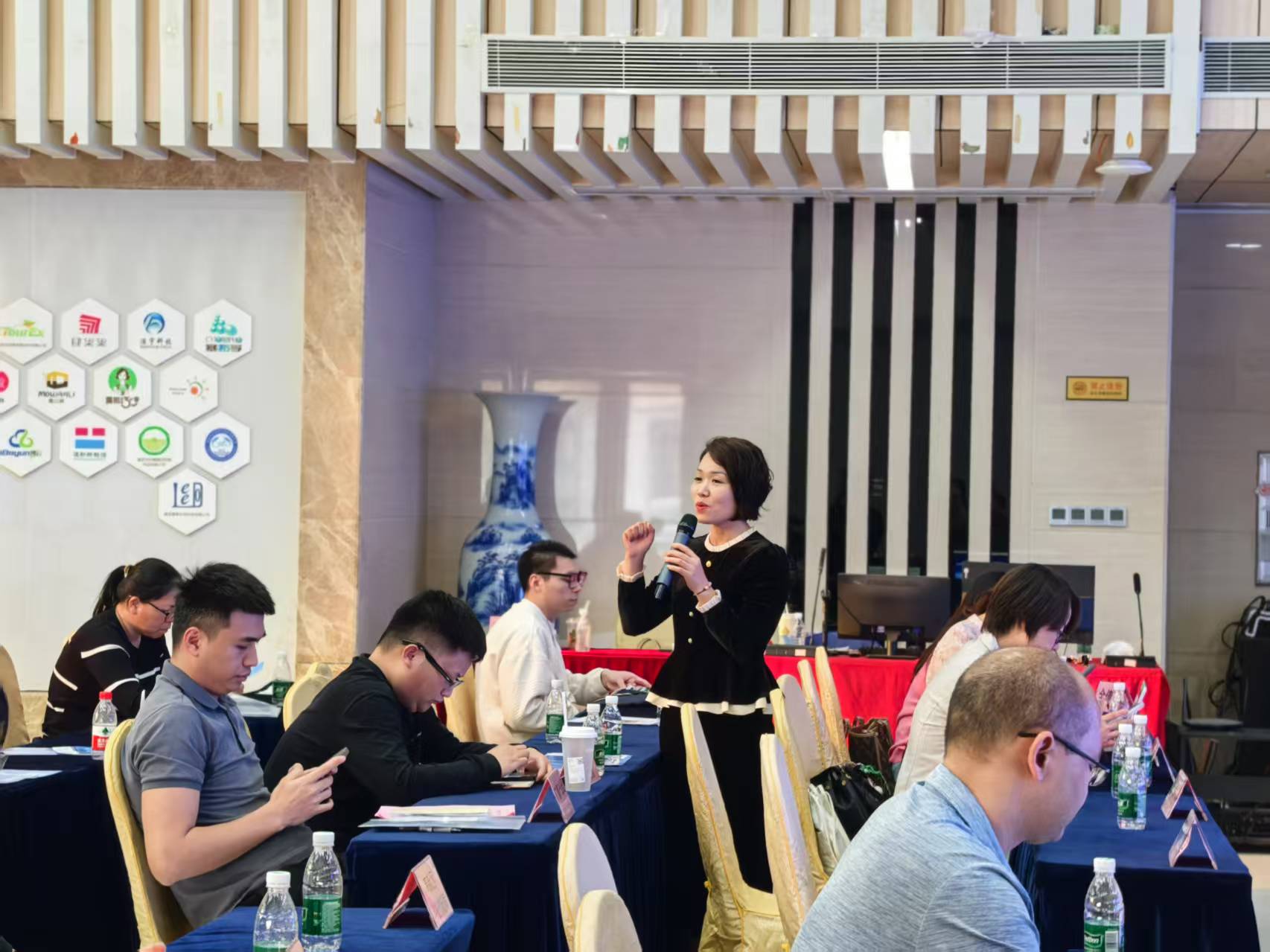 杨双林专家代表受邀参加2025年广东省高新技术企业培育政策宣讲活动（清远站）